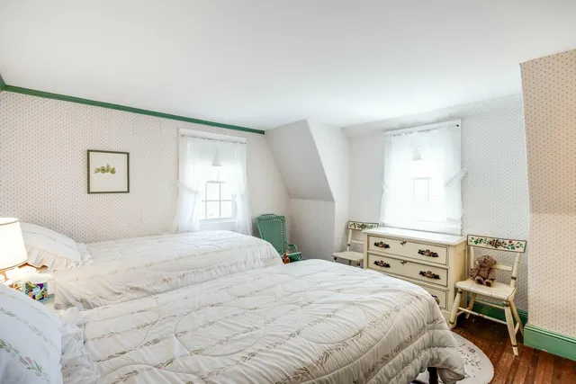 $3,495,000 | 35 Grayton Avenue, Hyannis Port, MA 02601