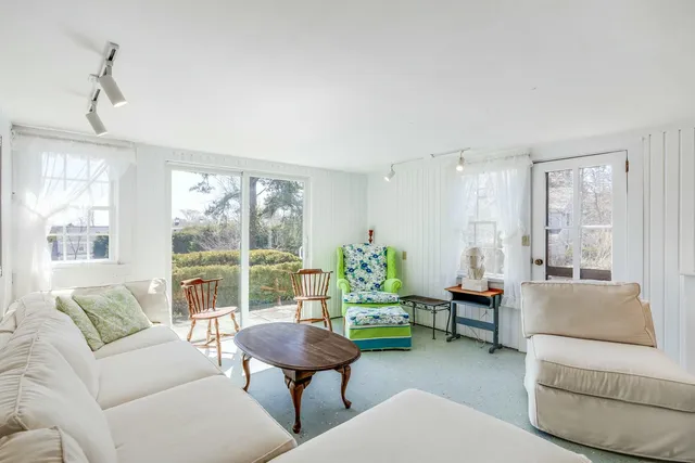 $3,495,000 | 35 Grayton Avenue, Hyannis Port, MA 02601