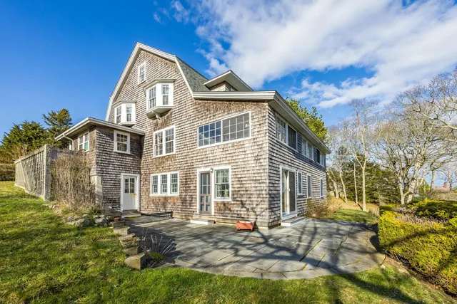 $3,495,000 | 35 Grayton Avenue, Hyannis Port, MA 02601
