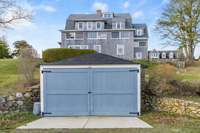 $3,495,000 | 35 Grayton Avenue, Hyannis Port, MA 02601