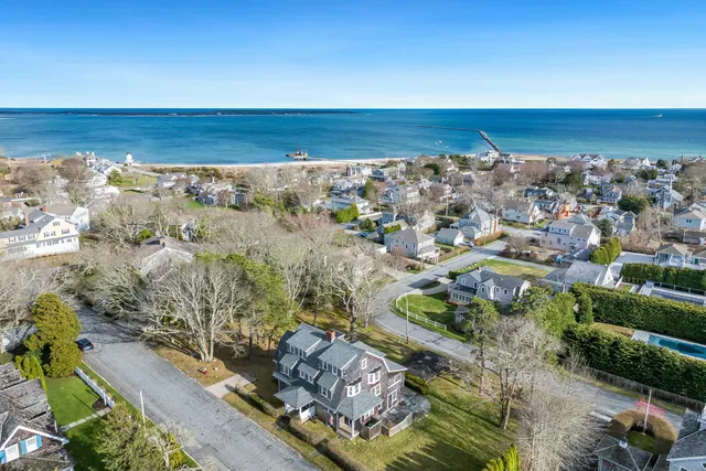 $3,495,000 | 35 Grayton Avenue, Hyannis Port, MA 02601