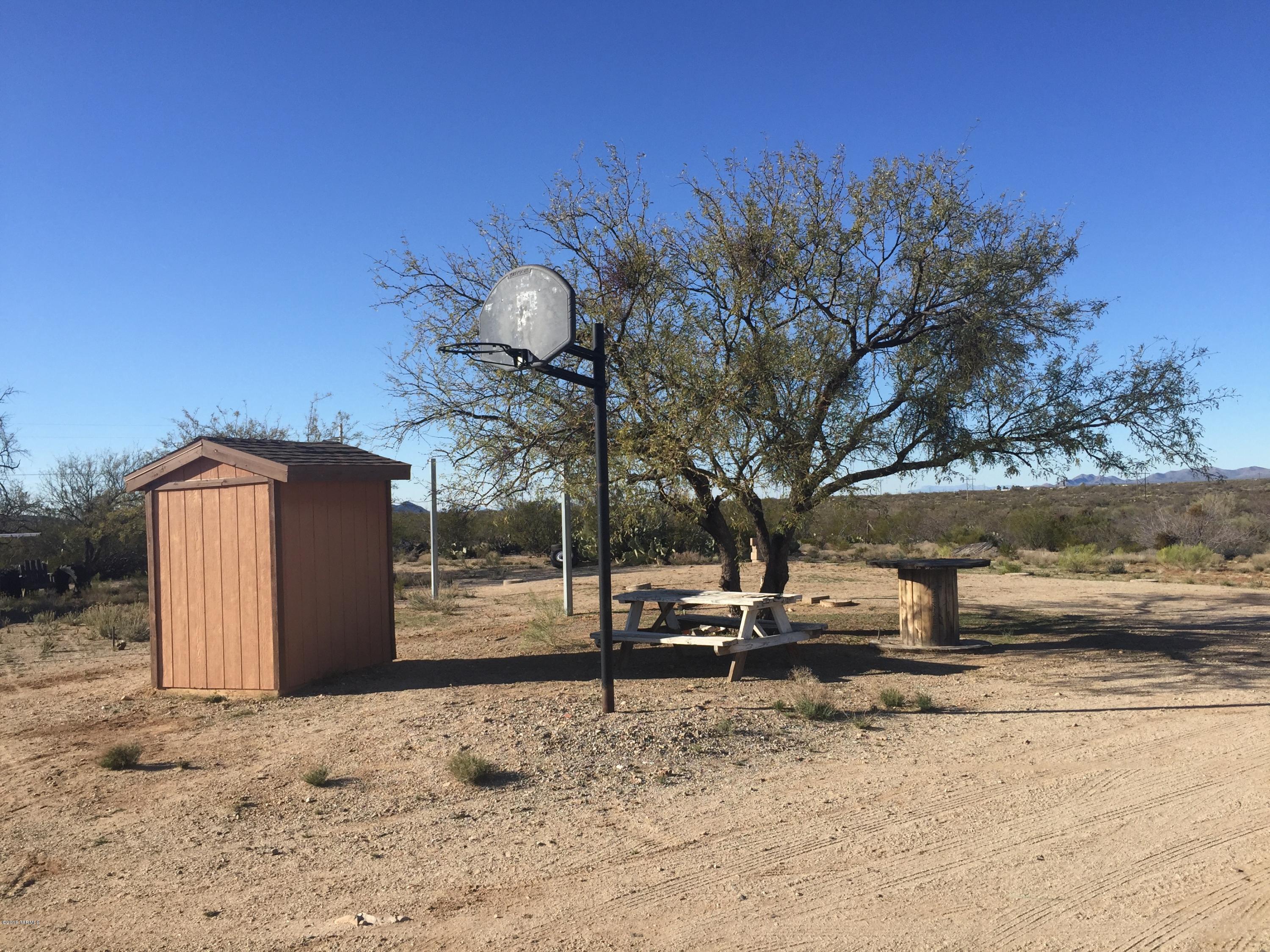 48746 East Panther Butte Road Tucson, AZ 85739 - Photo 21 of 32 Gallery Image 21