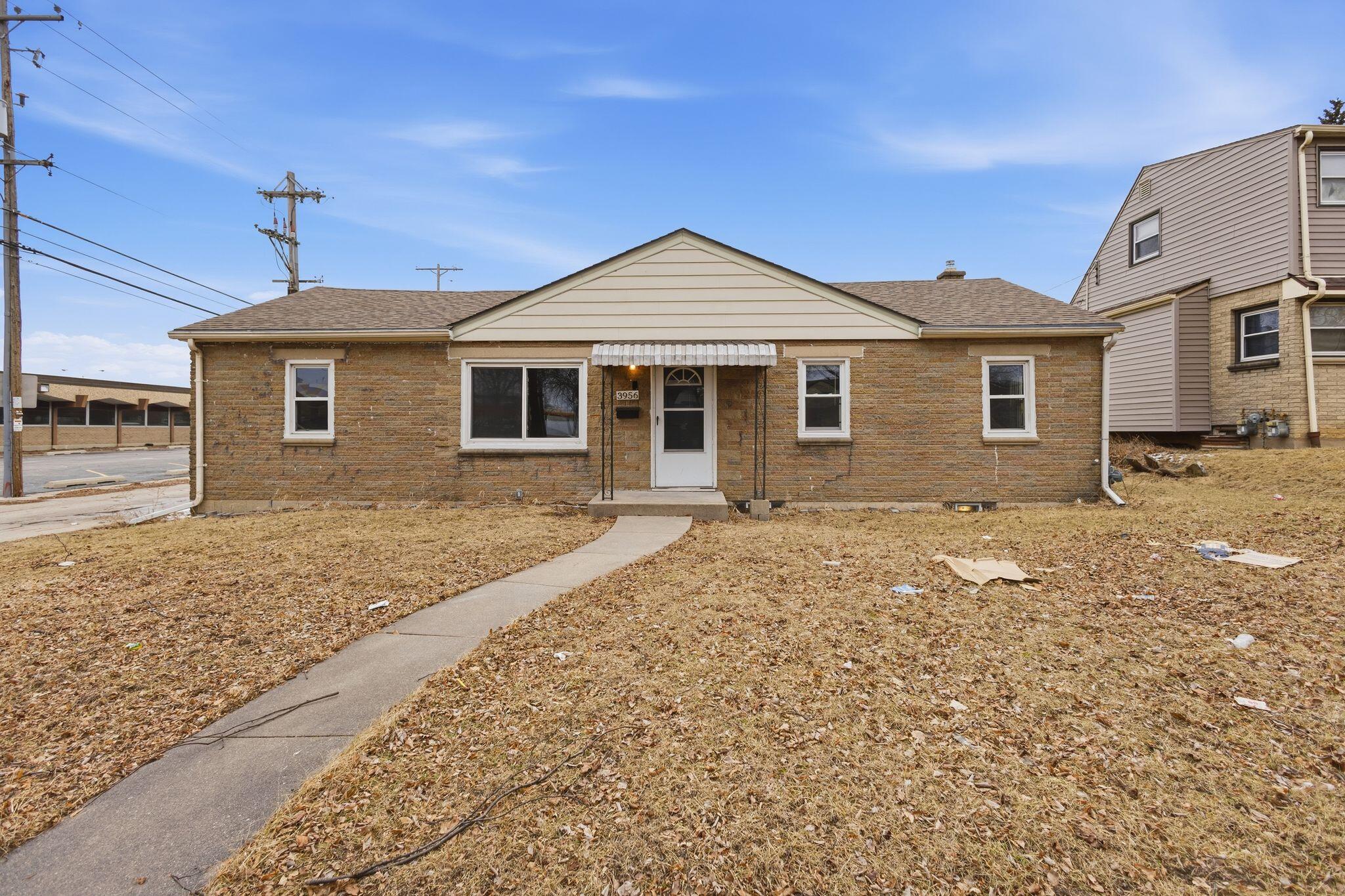 3956 North 75th Street Milwaukee, WI 53216 - Photo 1 of 30 05_3956_N_75th_St_Milwaukee_WI_53216-Ext