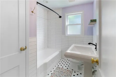 $539,000 | 1204 West 70th Terrace, Kansas City, MO 64113