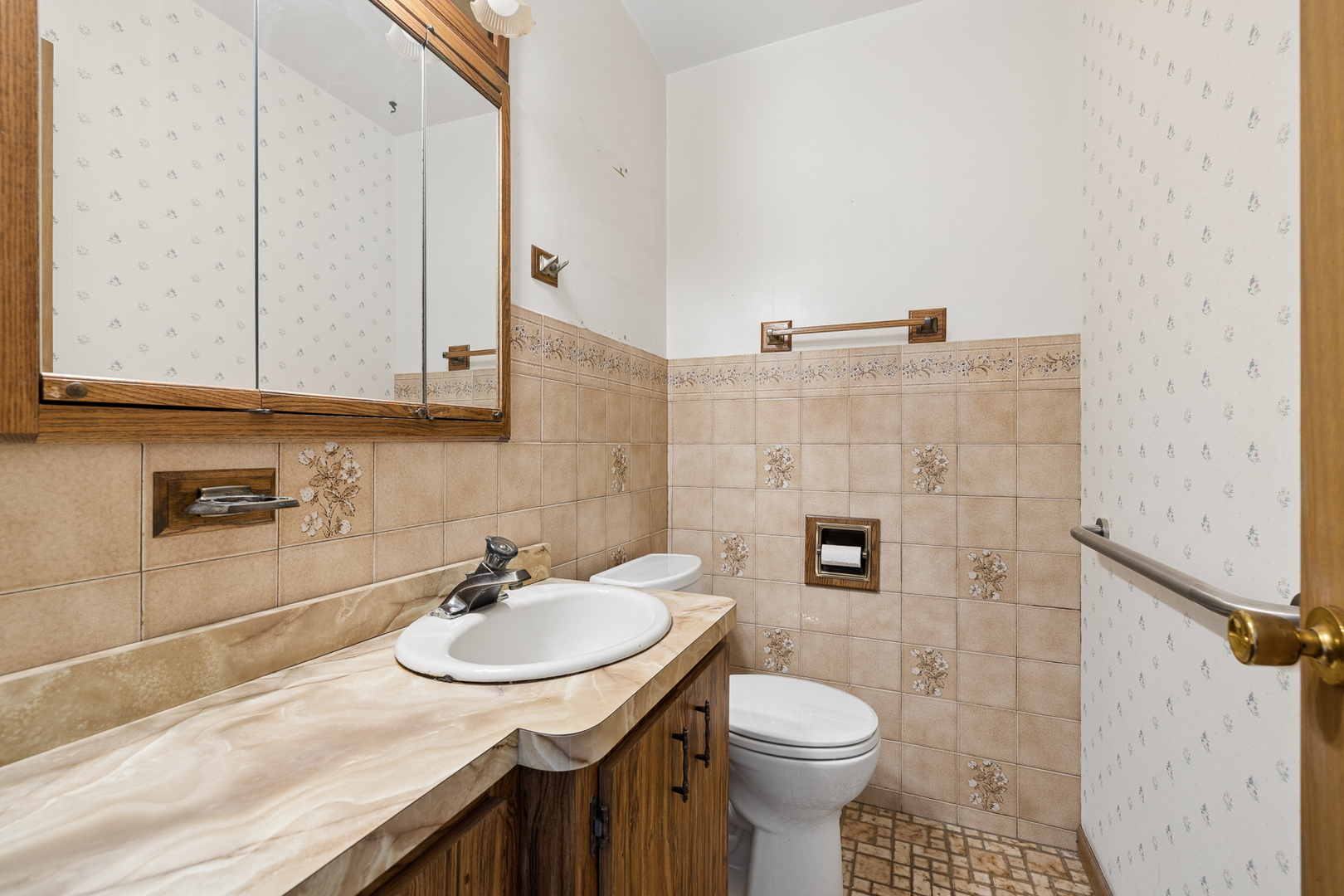 7737 Odell Avenue Bridgeview, IL 60455 - Photo 9 of 21