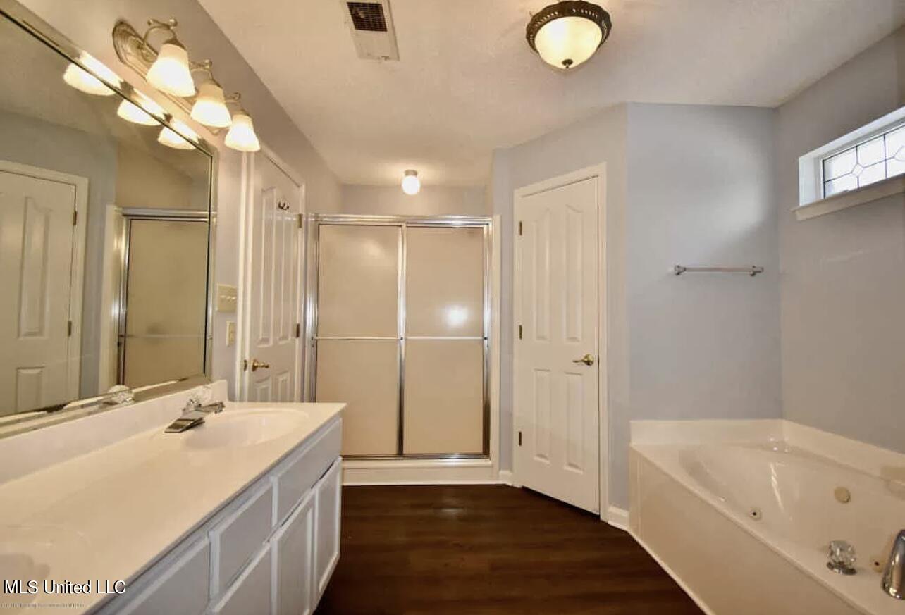 2065 Heather Ridge Southaven, MS 38672 - Photo 14 of 20 IMG_8692