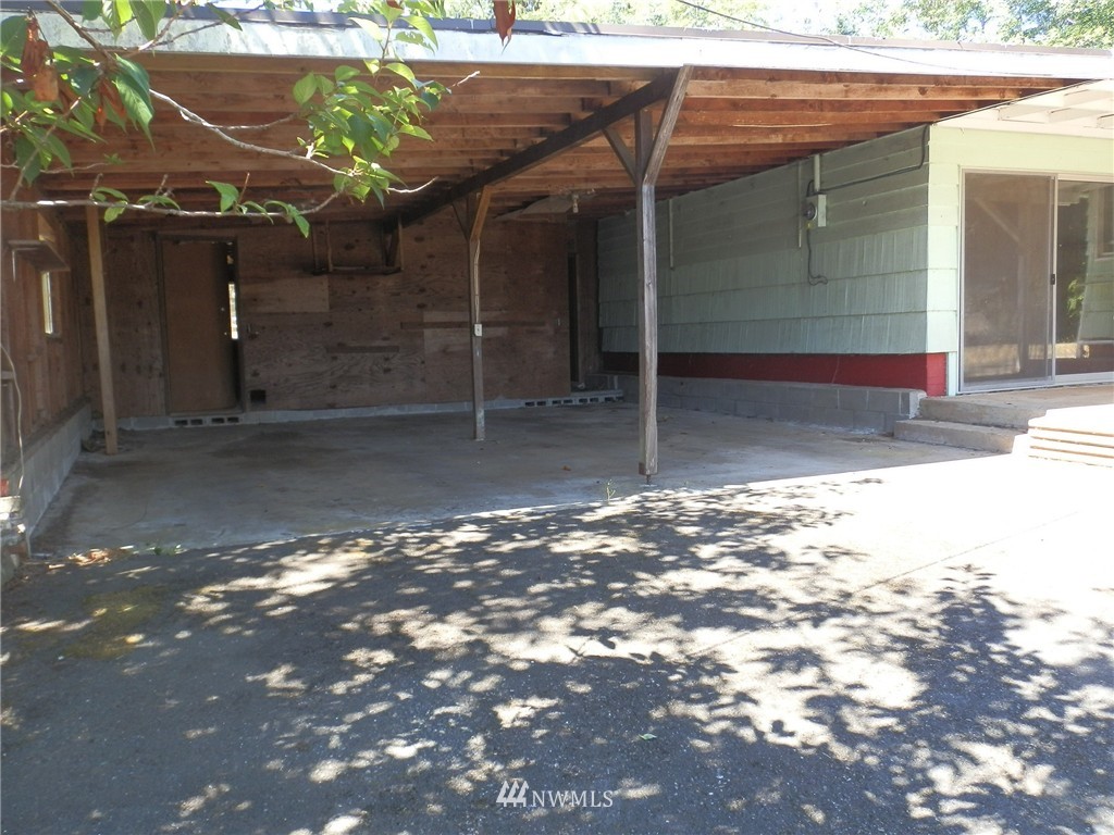 265 Joe Rocky Road Raymond, WA 98577 - Photo 4 of 9 Gallery Image 4