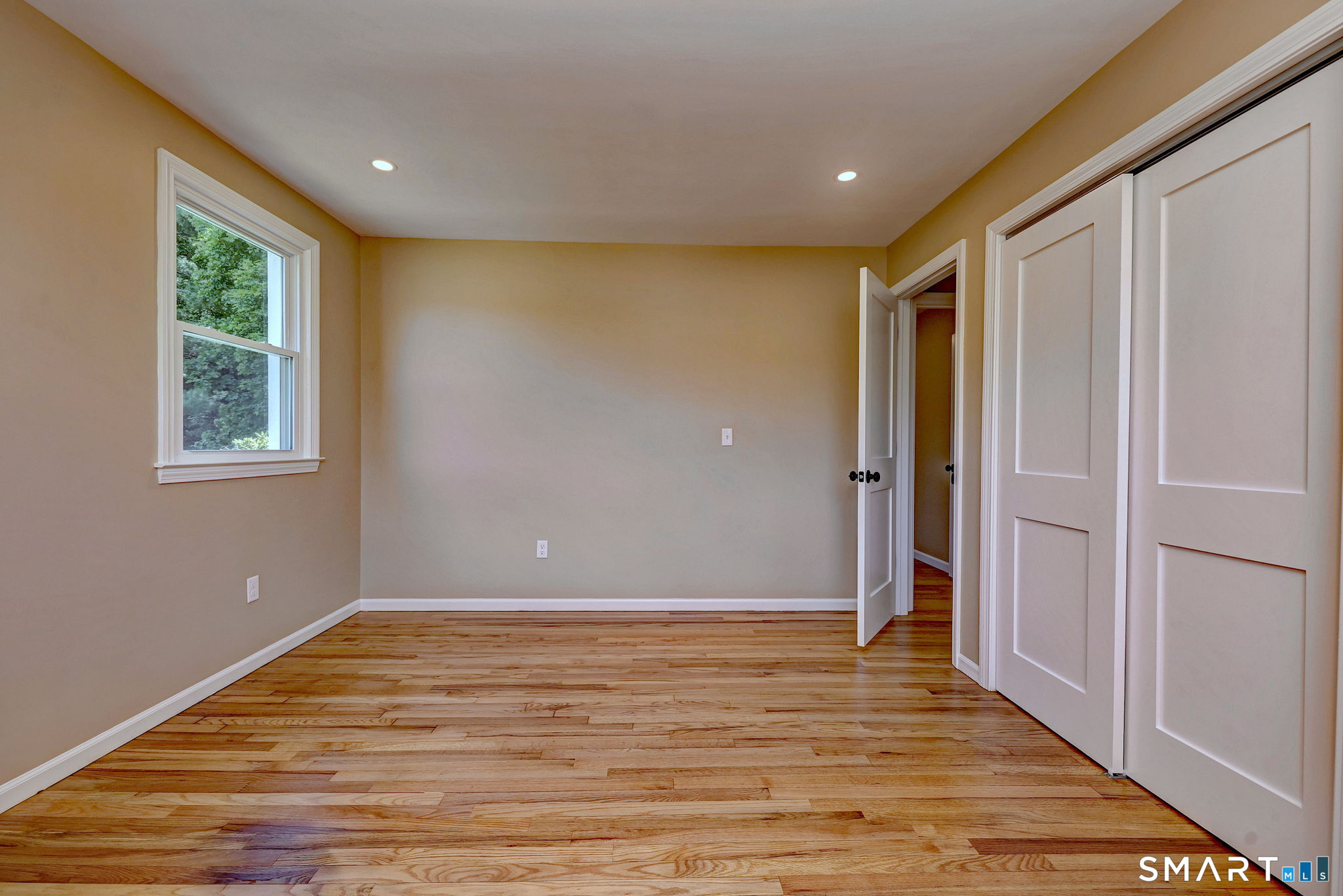 210 Cloudland Road North Haven, CT 06473 - Photo 30 of 40