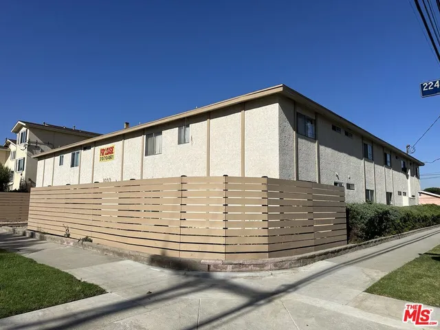 $1,647 | 1603 West 224th Street, Unit 17, Torrance, CA 90501