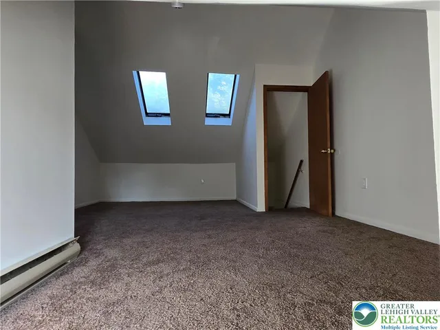 $1,350 | 215 Bushkill Street, Easton, PA 18042