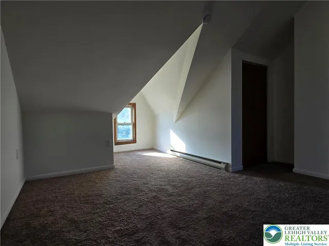 $1,350 | 215 Bushkill Street, Easton, PA 18042