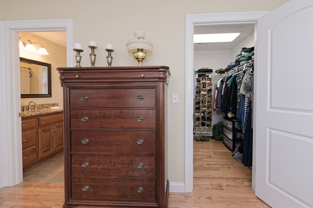 192 Rebecca Road Northbridge, MA 01588 - Photo 21 of 42