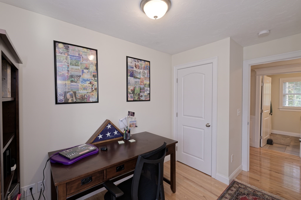 192 Rebecca Road Northbridge, MA 01588 - Photo 29 of 42