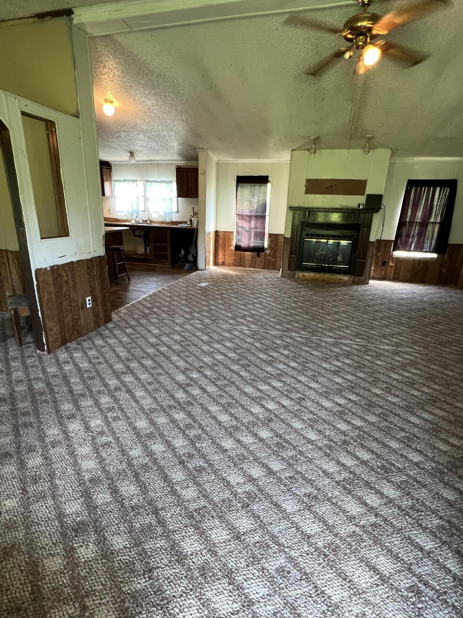 391 Ken Hyden Road Williamsburg, KY 40769 - Photo 13 of 26 IMG_3553