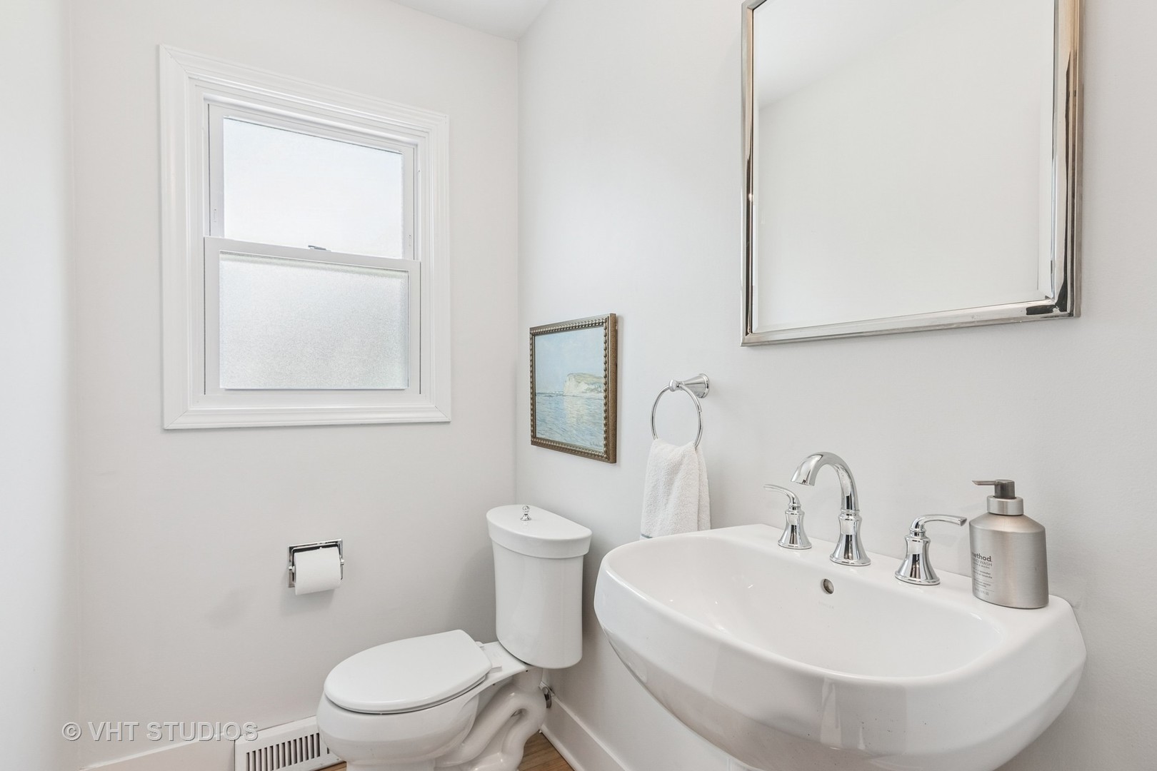 1575 Burning Trail Wheaton, IL 60189 - Photo 16 of 34 a bathroom with a sink a toilet and mirror