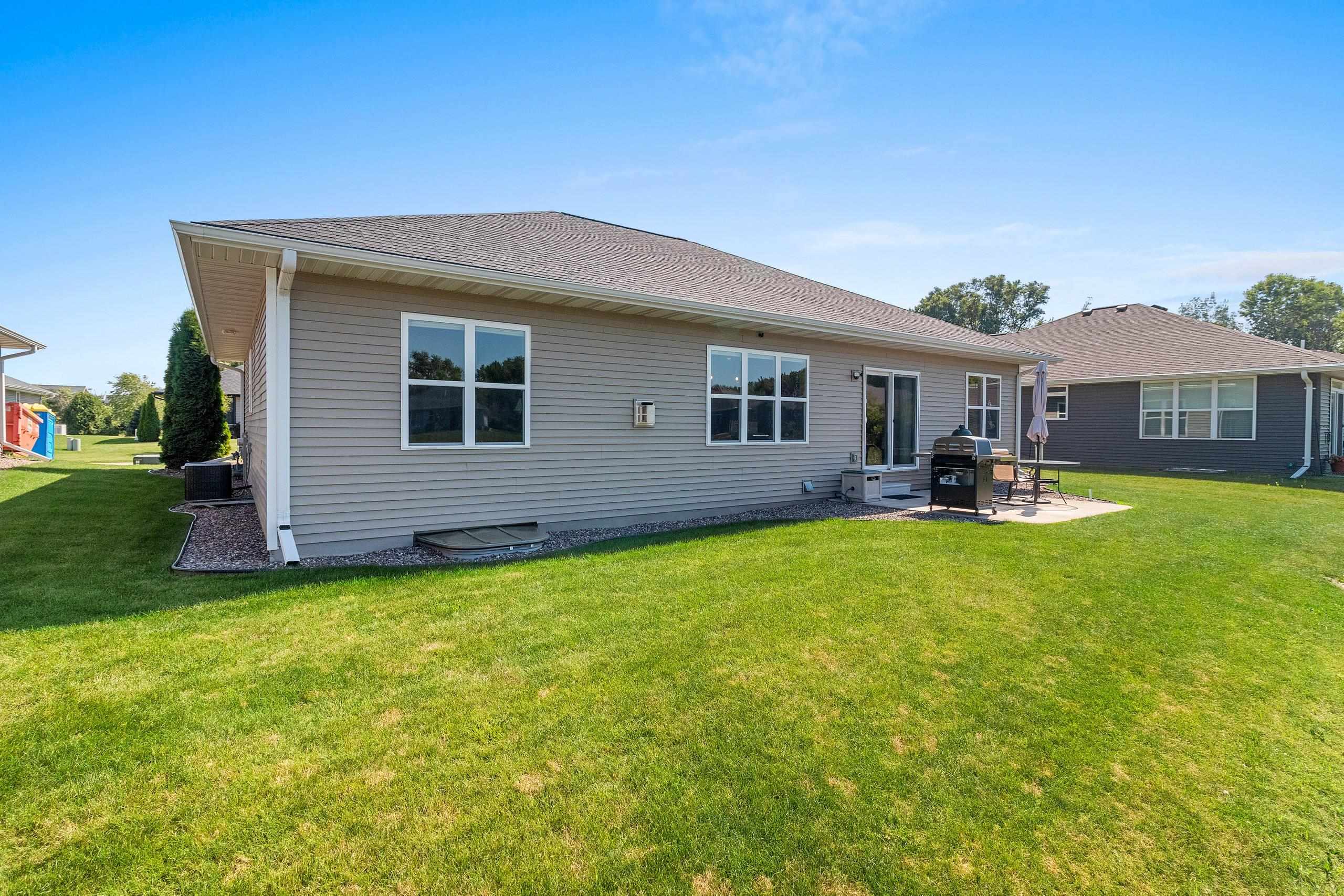 5042 North Milkweed Trail Appleton, WI 54913 - Photo 40 of 49