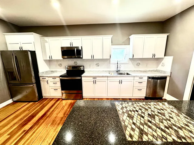 $499,900 | 23 Oak Street, Derry, NH 03038