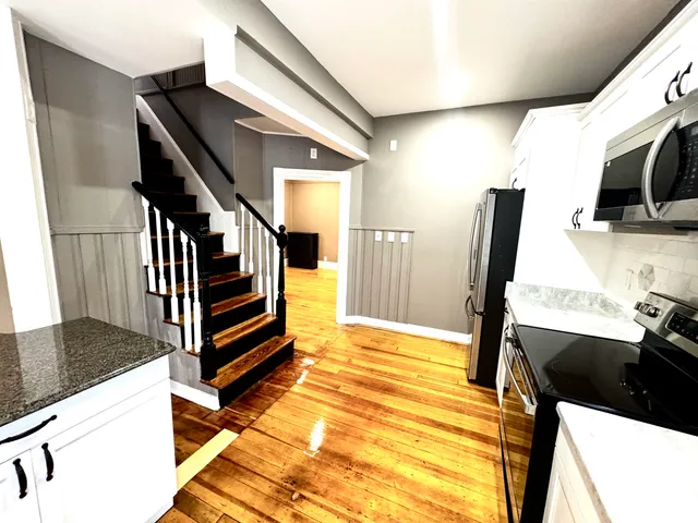 $499,900 | 23 Oak Street, Derry, NH 03038