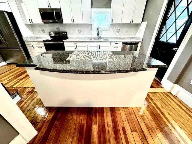 $499,900 | 23 Oak Street, Derry, NH 03038