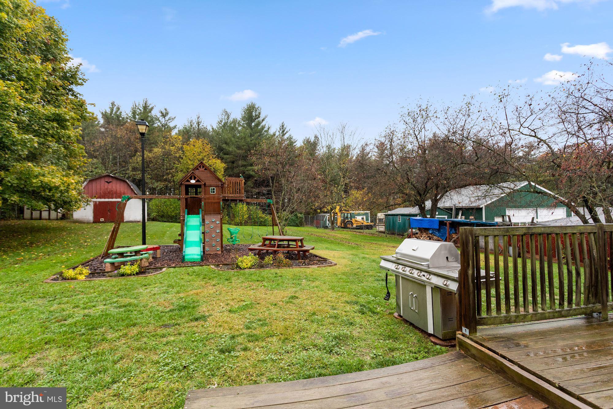 4288 Harney Road Taneytown, MD 21787 - Photo 22 of 26 Fenced Yard