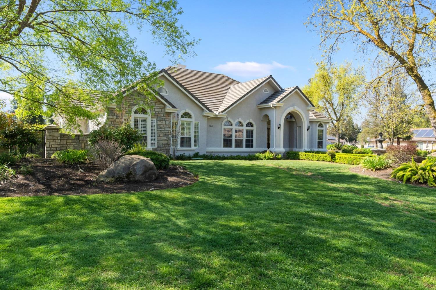 35222 Marciel Avenue Madera, CA 93636 - Photo 3 of 55