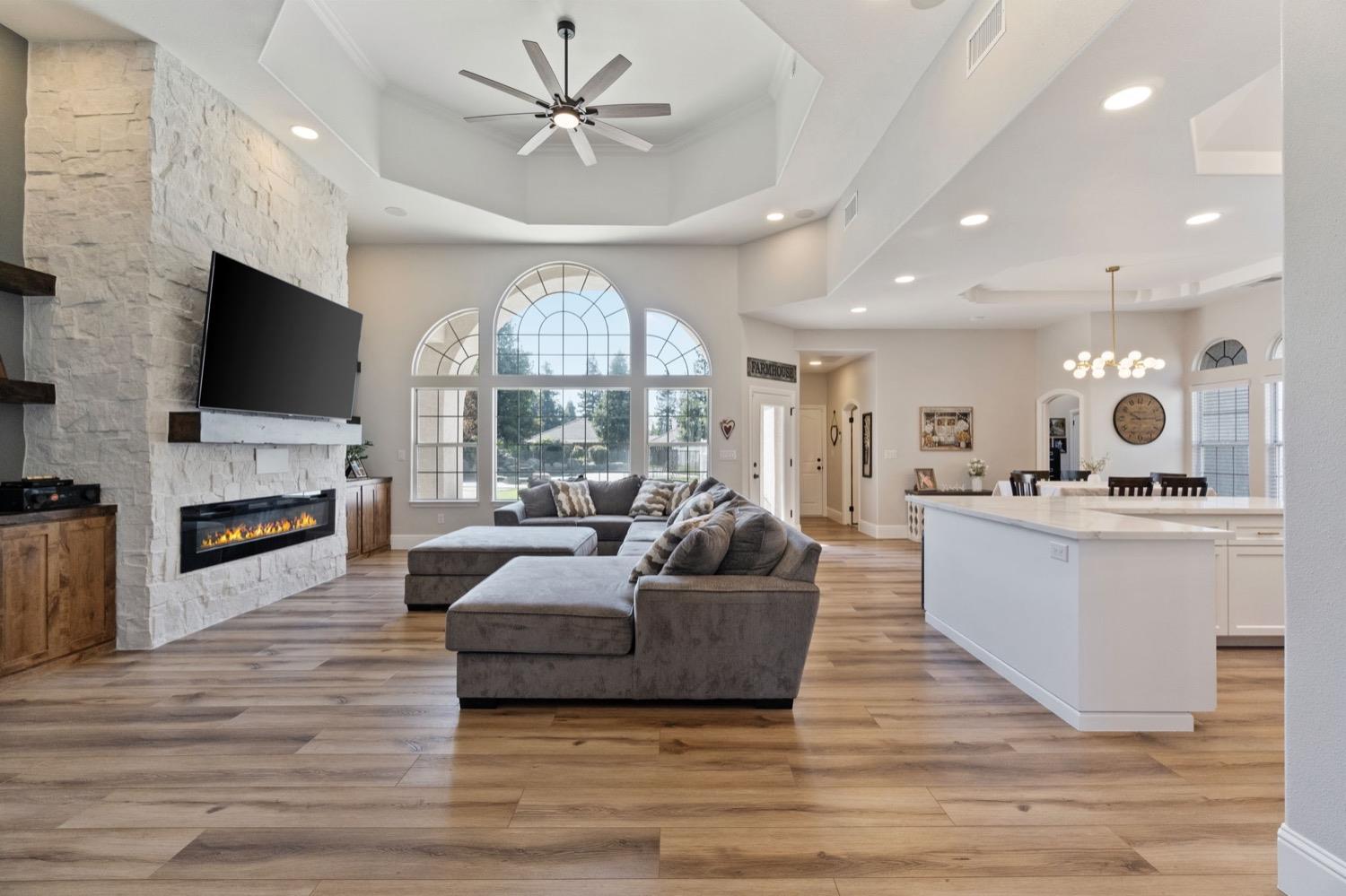 35222 Marciel Avenue Madera, CA 93636 - Photo 9 of 55