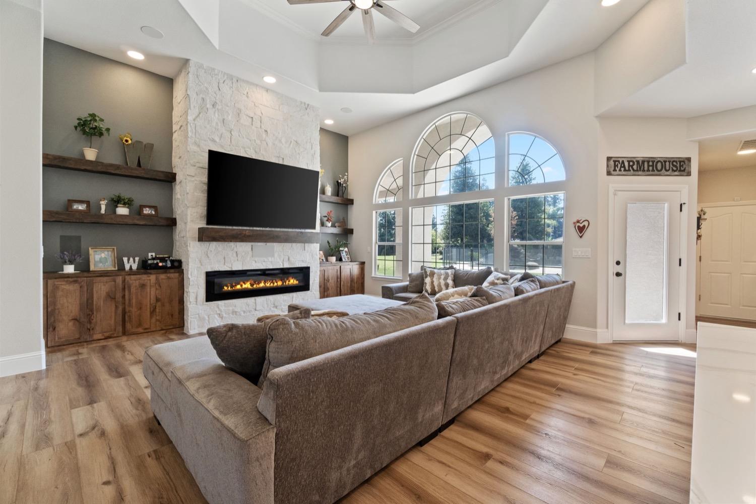 35222 Marciel Avenue Madera, CA 93636 - Photo 10 of 55