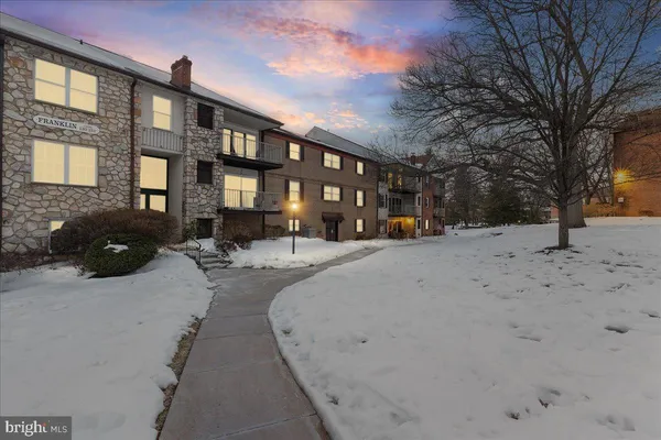 $245,000 | 137 Drummers Lane, Unit 137, Wayne, PA 19087