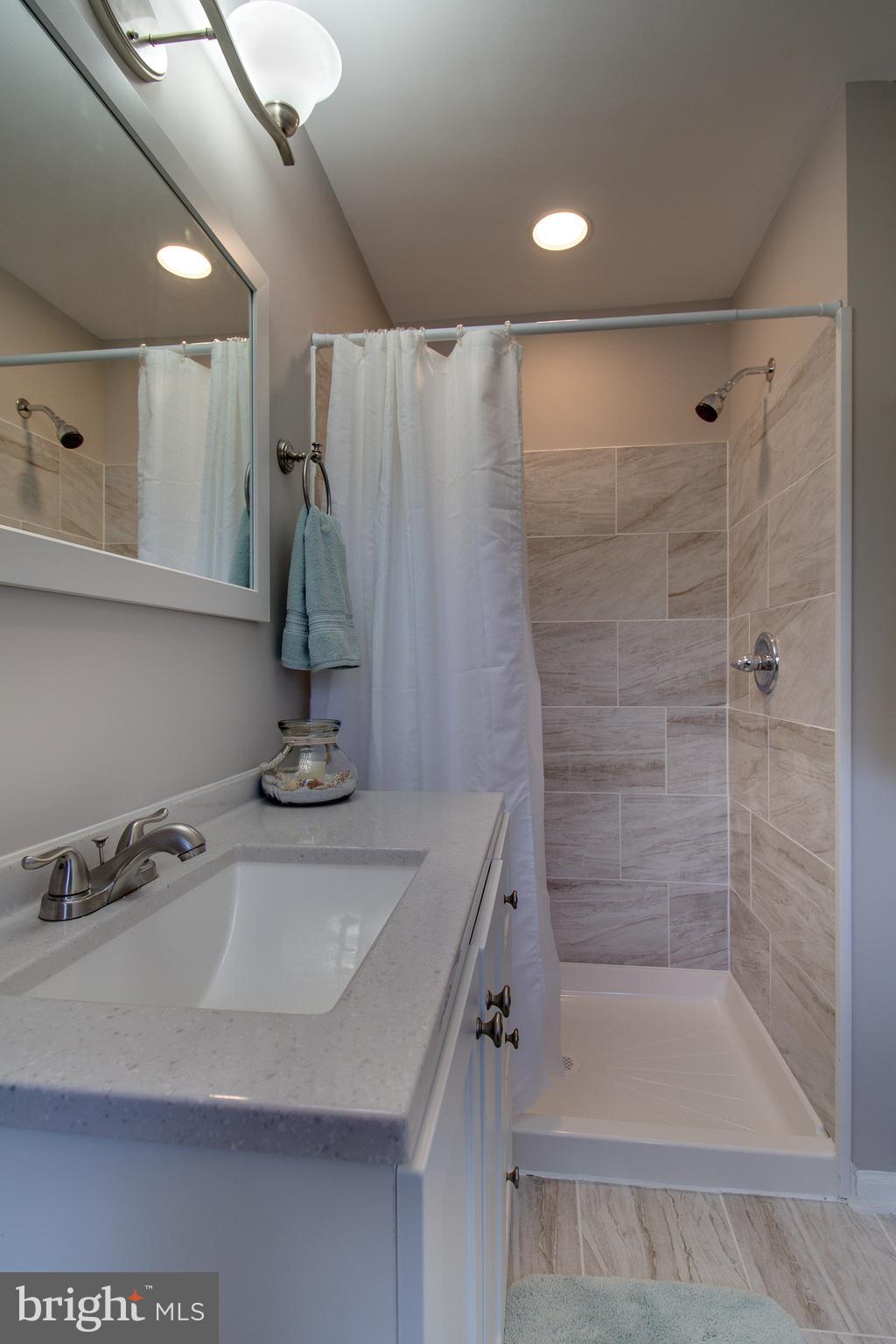 109 Kinship Road Baltimore, MD 21222 - Photo 8 of 19