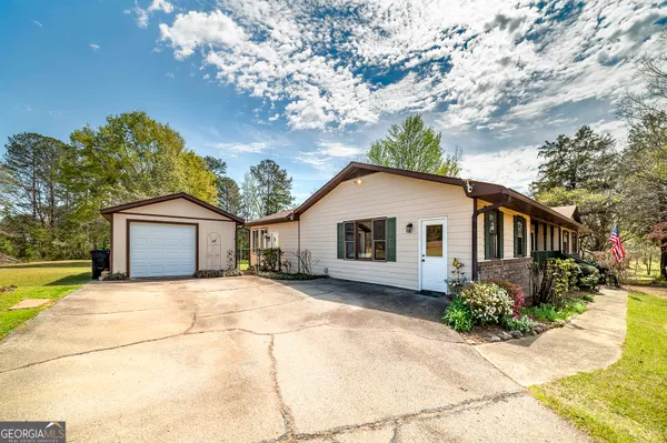 $314,900 | 155 Southmoor Circle, Stockbridge, GA 30281