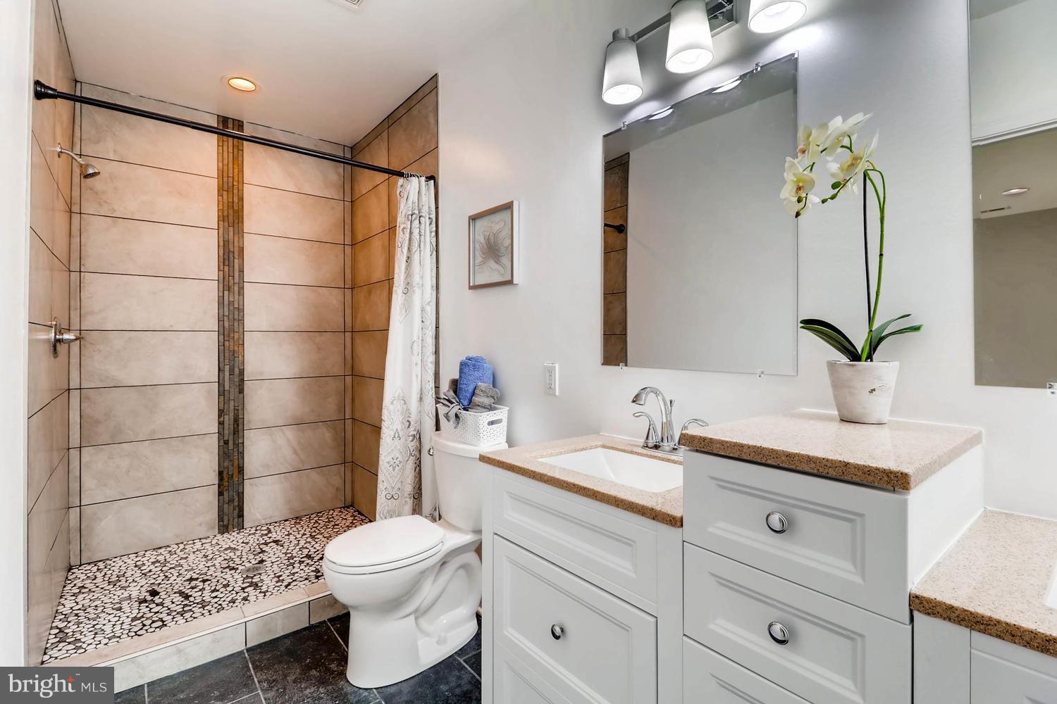 4824 Valley Forge Road Randallstown, MD 21133 - Photo 13 of 28 Bath (Master)