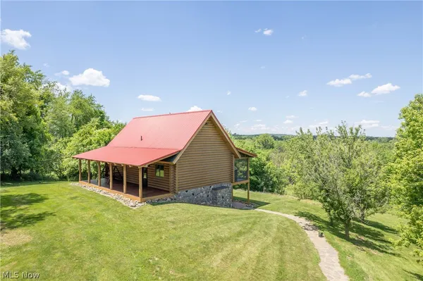 $550,000 | 9567 Shepler Church Avenue Southwest, Navarre, OH 44662