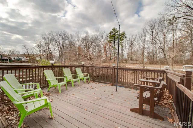 $260,000 | 22 Islander Drive, Brighton, IL 62012