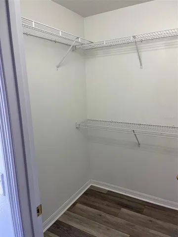 $2,100 | 6412 Rosefinch Court, Unit 201, Lakewood Ranch, FL 34202