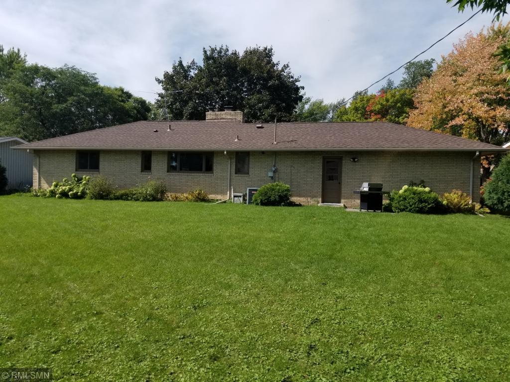 2088 Midlothian Road Roseville, MN 55113 - Photo 17 of 18 Gallery Image 17