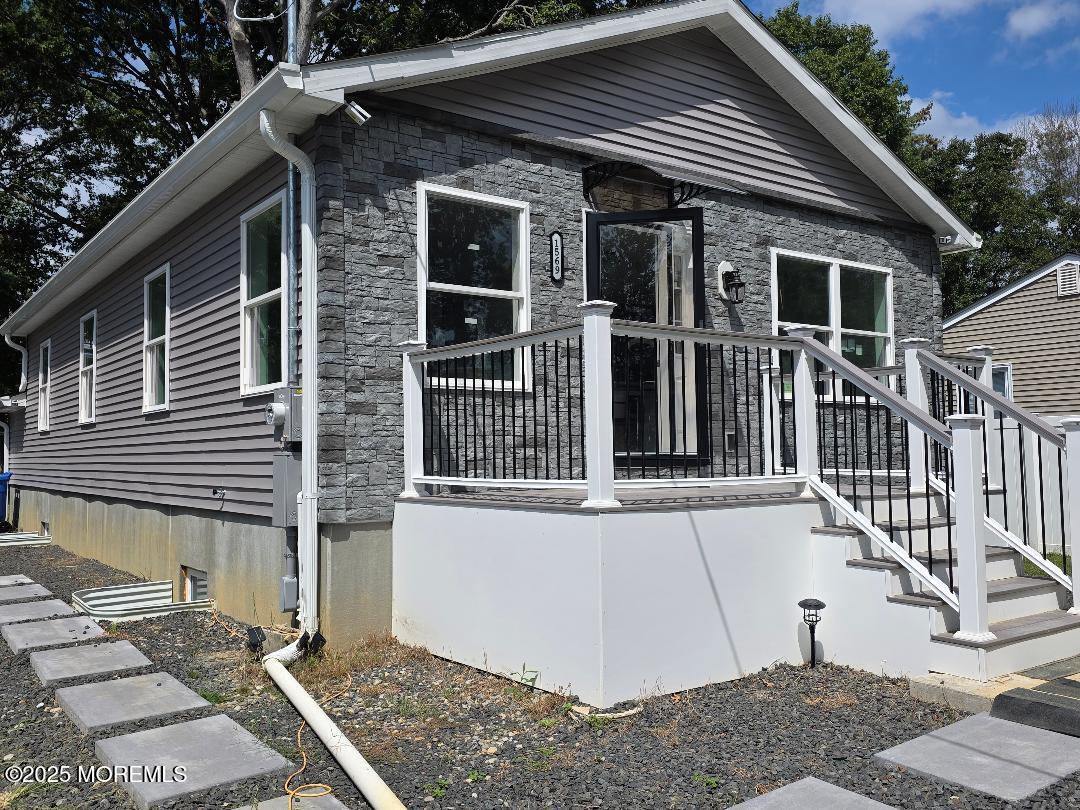 1569 Holly Road North Brunswick, NJ 08902 - Photo 2 of 29 Ranch Front picture