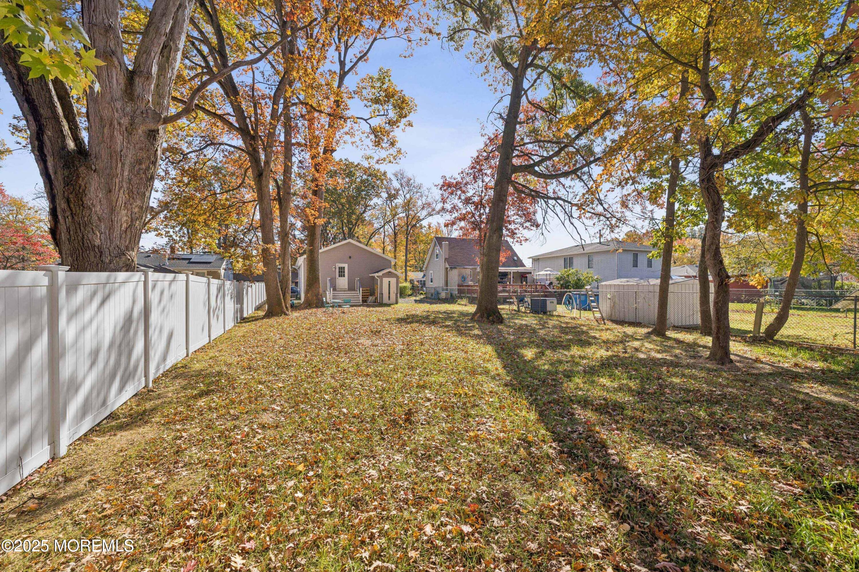 1569 Holly Road North Brunswick, NJ 08902 - Photo 24 of 29 31