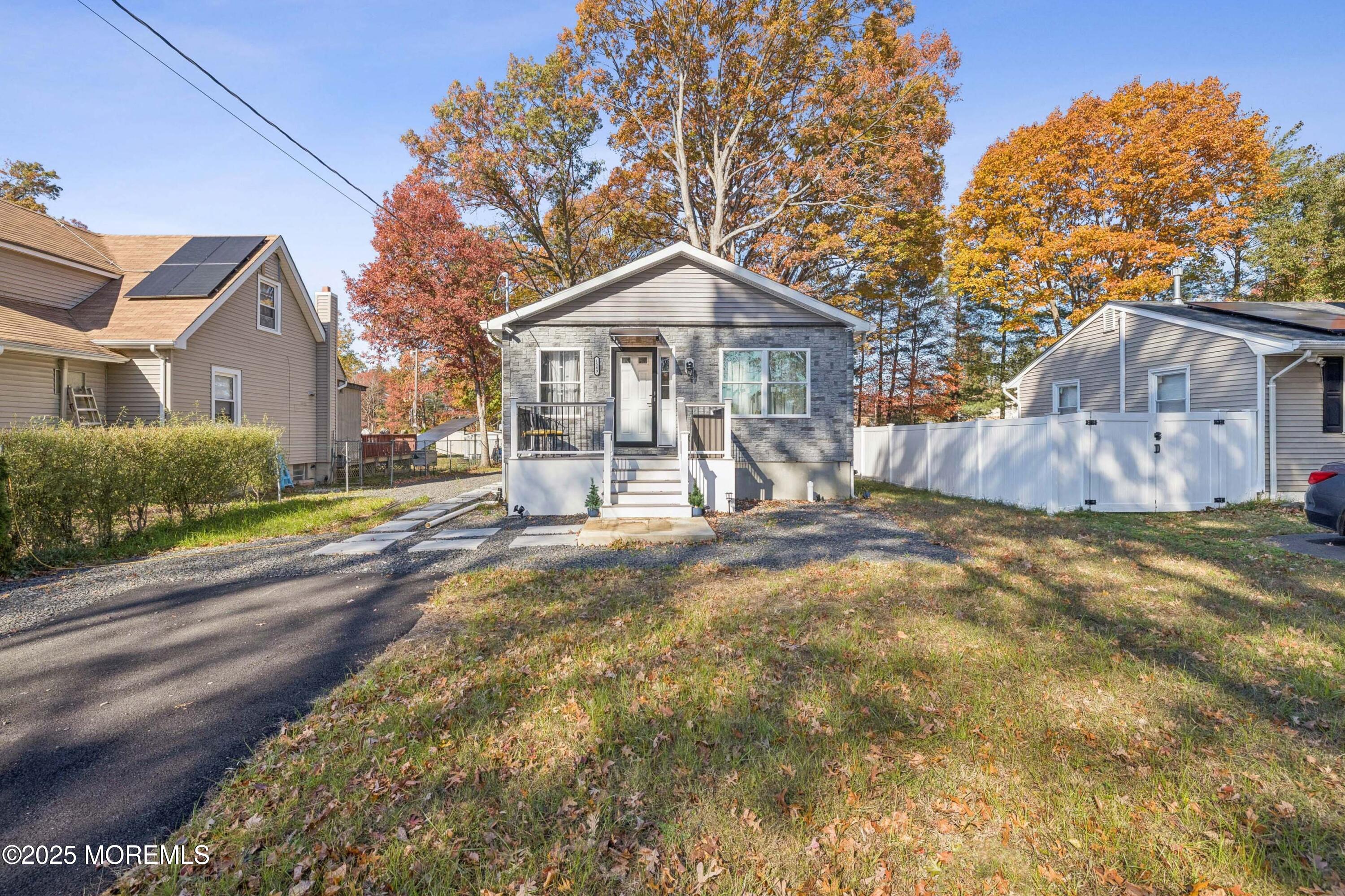 1569 Holly Road North Brunswick, NJ 08902 - Photo 28 of 29 2