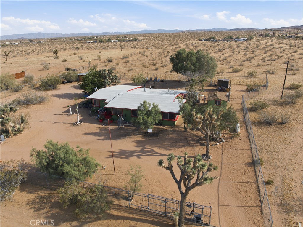60153 Stearman Road Landers, CA 92285 - Photo 23 of 26 a view of a city