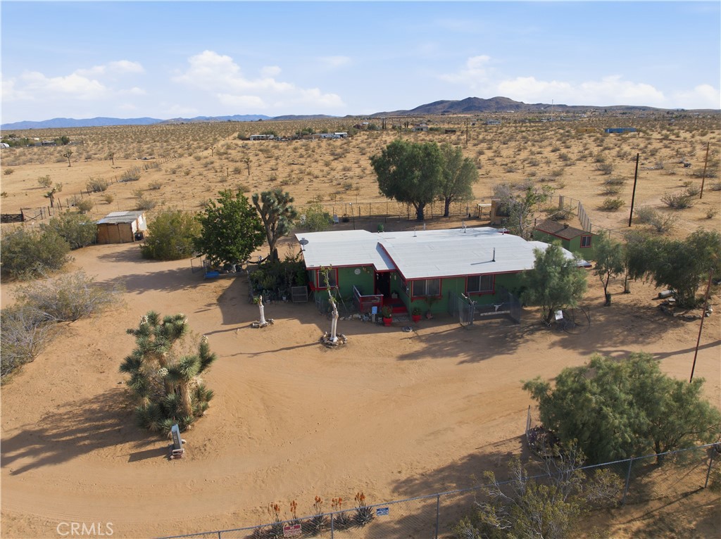 60153 Stearman Road Landers, CA 92285 - Photo 24 of 26 a view of a city
