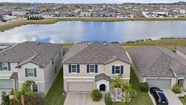 $2,700 | 15617 Charr Island Street, Sun City Center, FL 33573