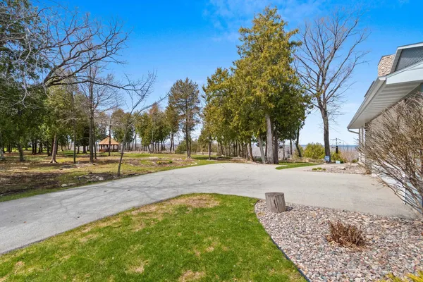 $375,000 | 5323 Sunset Bluff Drive, Unit 1, Green Bay, WI 54311