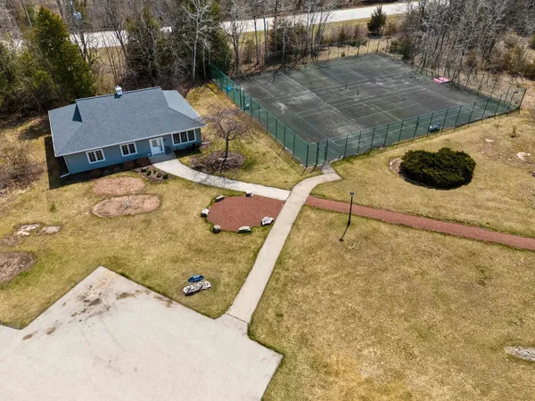 $375,000 | 5323 Sunset Bluff Drive, Unit 1, Green Bay, WI 54311
