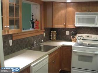 1032 Cardinal Road Audubon, PA 19403 - Photo 4 of 12 Gallery Image 4