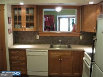 1032 Cardinal Road Audubon, PA 19403 - Photo 5 of 12 Gallery Image 5
