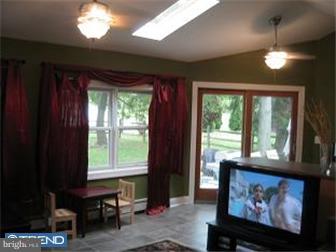 1032 Cardinal Road Audubon, PA 19403 - Photo 6 of 12 Gallery Image 6