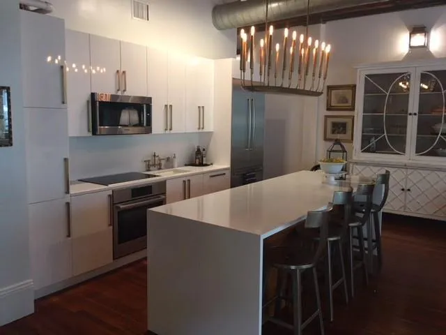 $3,350 | 528 Baronne Street, Unit 202, New Orleans, LA 70113