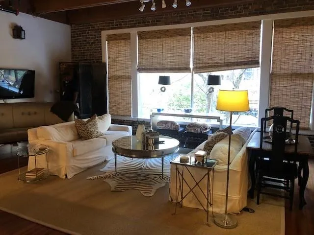 $3,350 | 528 Baronne Street, Unit 202, New Orleans, LA 70113