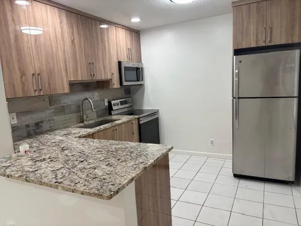 $975,000 | 4040 Northwest 31st Terrace, Lauderdale Lakes, FL 33309