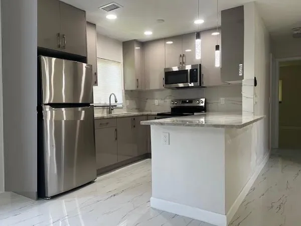 $975,000 | 4040 Northwest 31st Terrace, Lauderdale Lakes, FL 33309